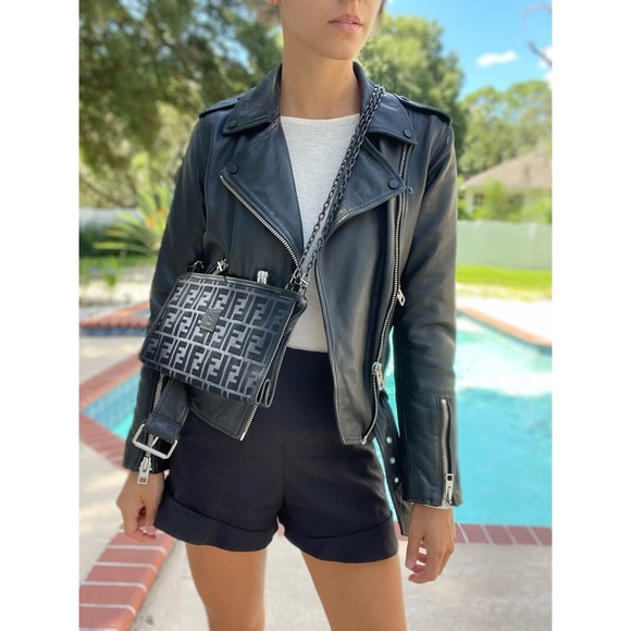 Welcome to Pretty Bird ✨🌹 - Picture 3 of 15